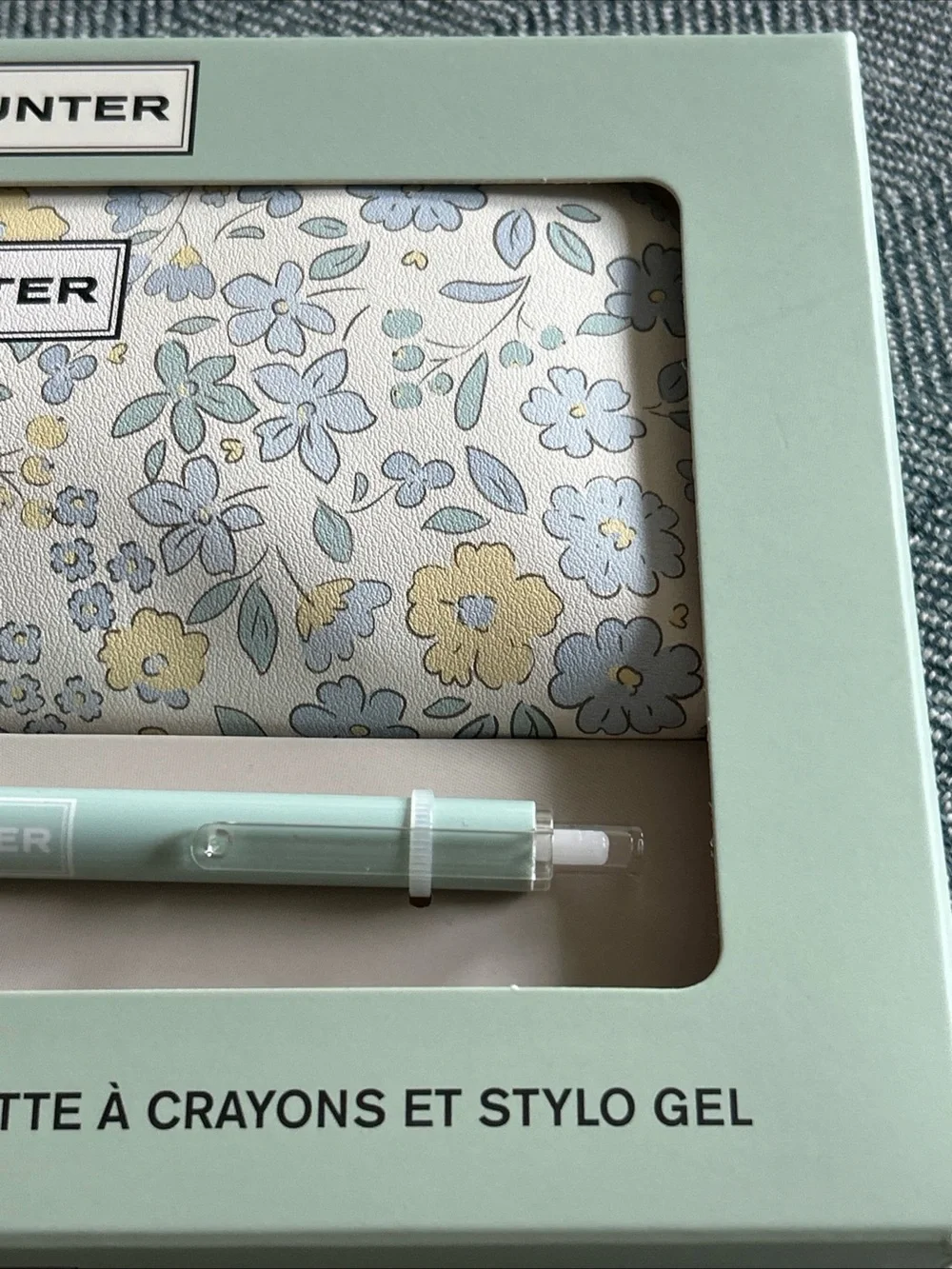 BRAND NEW! HUNTER Brand - Pencil Pen Pouch & Gel Pen Boxed Gift Set - NIB